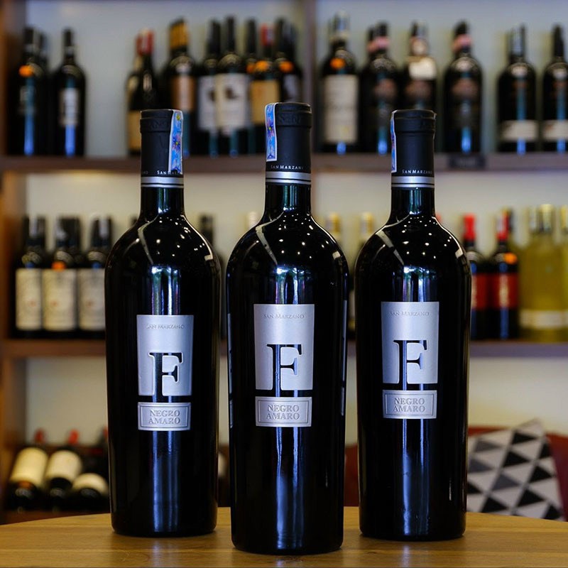 (Vang F) NEGRO AMARO