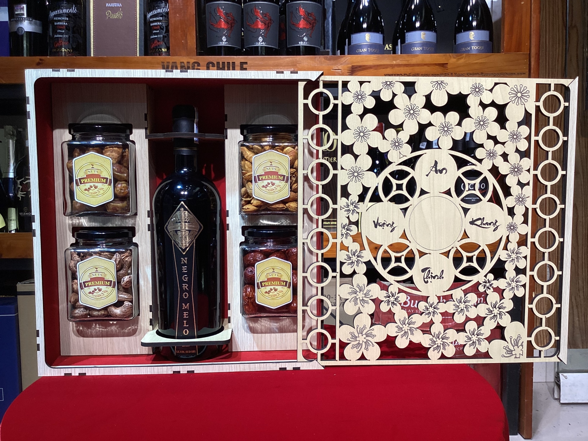 SET QUÀ TẾT 2024 - C041