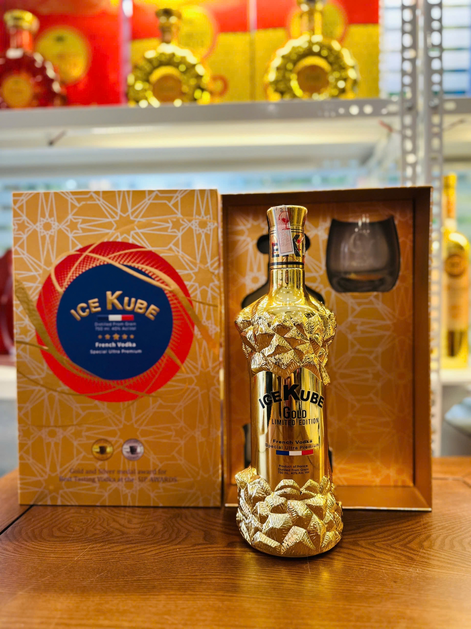 ICE KUBE GOLD LIMITED EDITION